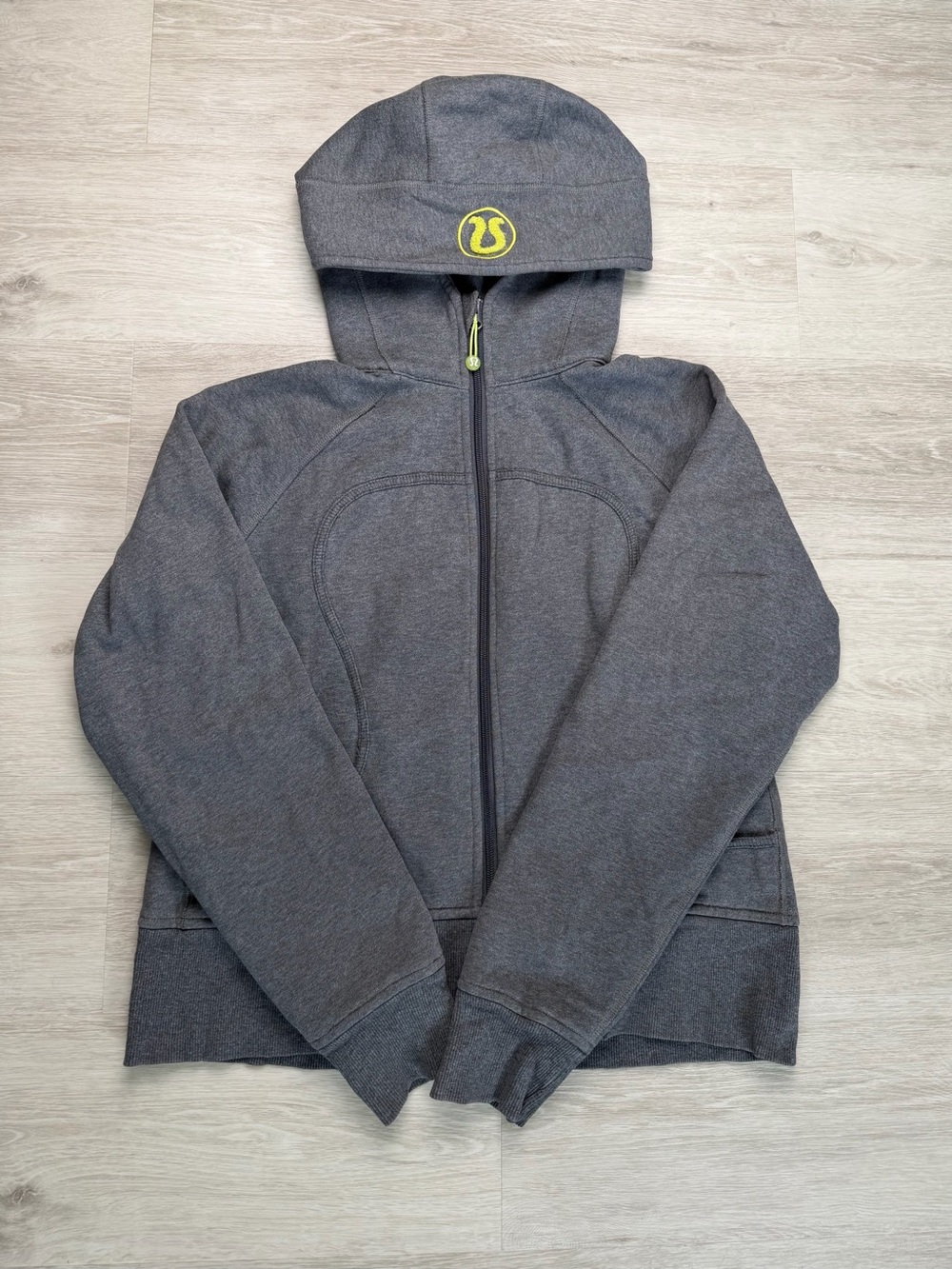 Lululemon Classic Scuba Hoodie Full Zip Gray Neon Yellow Trim Size 12